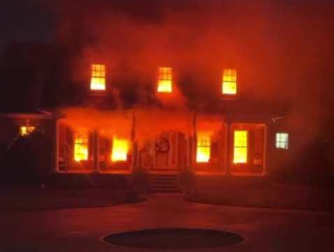 Halloween-Deko hält Feuerwehr auf Trab