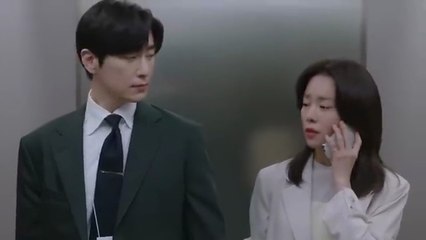 Beautiful CEO Exposes Competitor's Plot Now Turns into a Romance Drama with His Secretary, Beautiful Boss Now Captivates Her Heart Because of Her Good Looks
