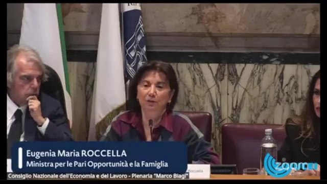 Le parole della ministra Roccella sulle ‘gite’ ad Auschwitz: «Sono servite solo ribadire che l’antisemitismo era questione fascista e basta»