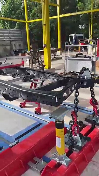 Preparing to straighten the chassis of a Hino with the Celette BPL