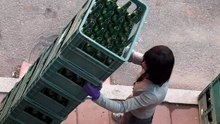 00后反差向生活低头，工作第九天