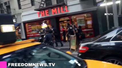 🚨 BREAKING - CHAOS is ensuing on Park Avenue in NYC after a Middle Eastern man ...