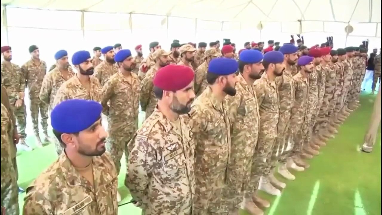 پاک فوج کے مجاہد سپہ سالار کو فلسطین کے مسلمان پکار رہے ہیں۔۔۔