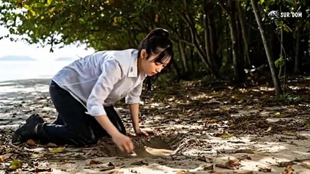 Part 33 - A Girl Alone Surviving In The Forest | Giant