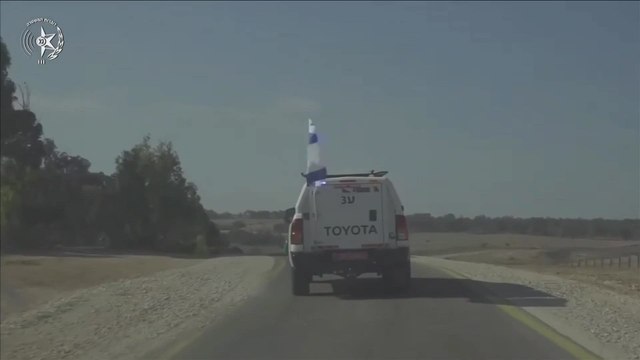 PRIMER CONVOY de REHENES salen de ISRAEL camino a la LIBERACIÓN en PALESTINA: MOMENTO HISTÓRICO