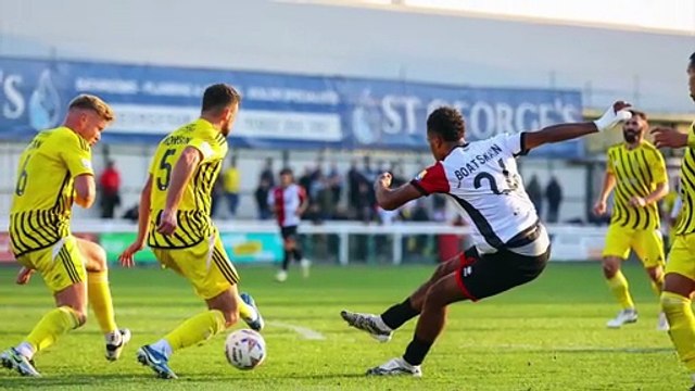 Gallery: Woking 1 Brackley Town 1