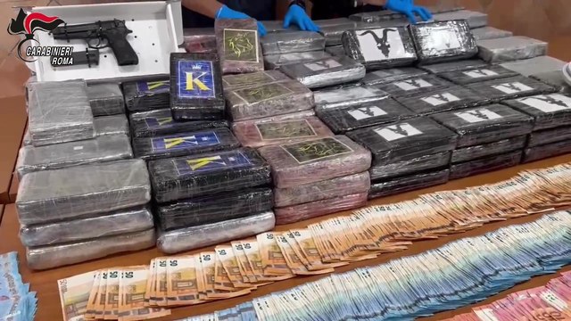 Roma, 200 chilogrammi di cocaina e pistola rubata: arrestato 23enne albanese (13.10.25)