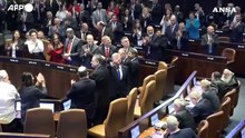 Standing ovation per Trump alla Knesset