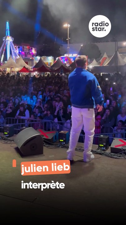 Julien Lieb interprète “autrement” sur la scène de la Nocturne de la Foire de Marseille #julienlieb #foiredemarseille #concert #live #showcase #radiostarConcert de Julien Lieb