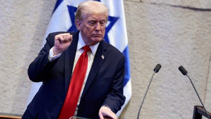 Trump alardea de haber acabado con "8 guerras en 8 meses" ante un eufórico Parlamento de Israel
