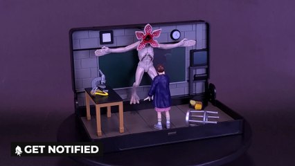 Wilder Toys VHS Stars Stranger Things Eleven And Demogorgon VHS Tape Diorama