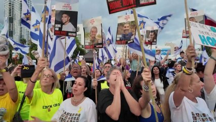 Tel Aviv, la gioia aspettando gli ostaggi: "È indescrivibile"