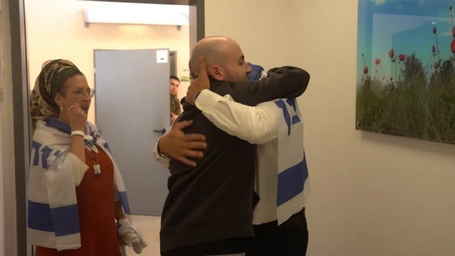 Watch emotional moment freed hostage Eitan Mor reunited with family in Israel