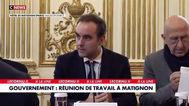 Sébastien Lecornu affirme à ses nouveaux ministres que la seule mission est de surpasser la crise politique , et précise aspirer à un gouvernement de personnalités libres