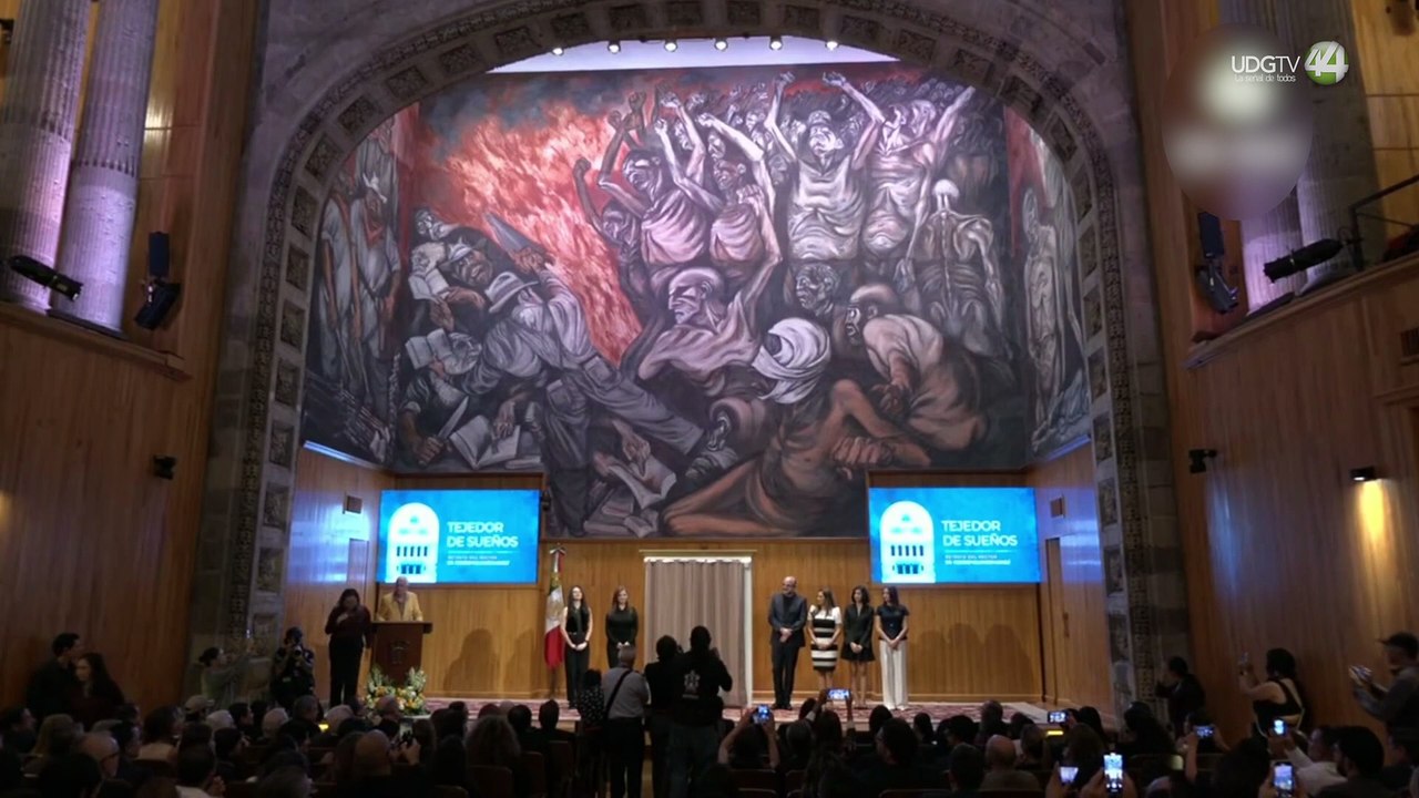 Un rector cercano y de gran liderazgo, así será recordado Ricardo Villanueva, que develó su retrato