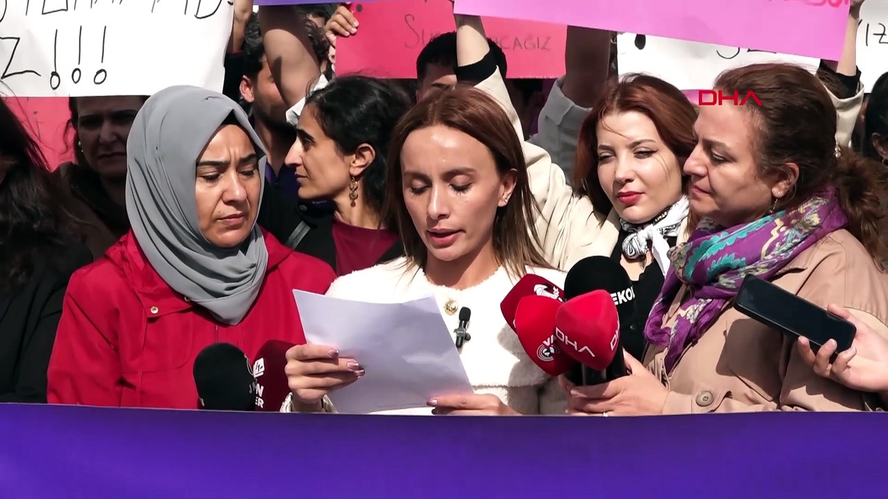 Van'da kadınlar Rojin için basın açıklaması yaptı
