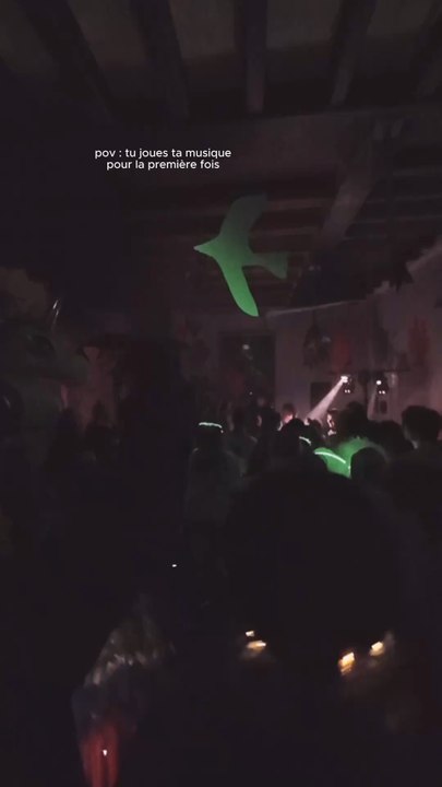 Tu joues ta musique pour la première fois