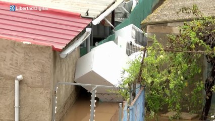 Rescatan a dos personas mayores atrapadas por la DANA Alice en Vinallop