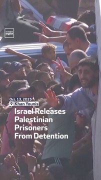 Israel Releases Palestinian Prisoners from Detention
