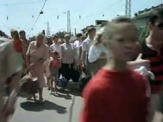 И черт с нами.