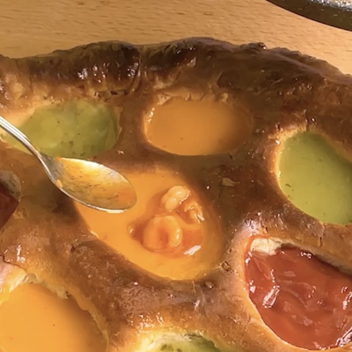 Cuisiner une pizza sur des pierres ? La texture vous étonnera !