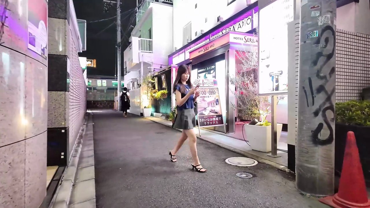 One of Japan's leading love hotel districts/Tokyo Uguisudani. Updated October 11, 2025.