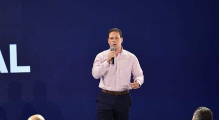 Carlos Bonilla defiende el cierre de negocios y afirma que la medida no se aplica solo a chinos