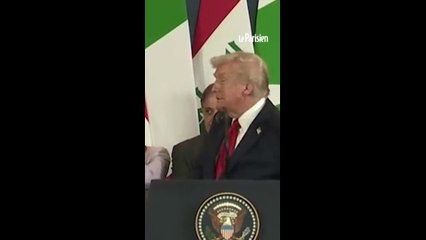 Trump se moque de Macron en Egypte