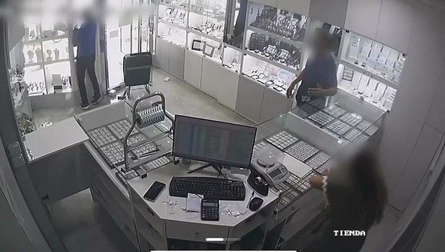 El último golpe de los atracadores del martillo en una joyería de Águilas (Murcia)