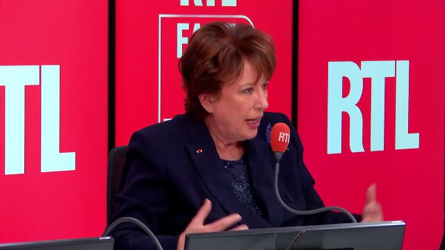 Interrogée par Marc-Olivier Fogiel sur RTL, Roselyne Bachelot critique les médias du groupe Bolloré