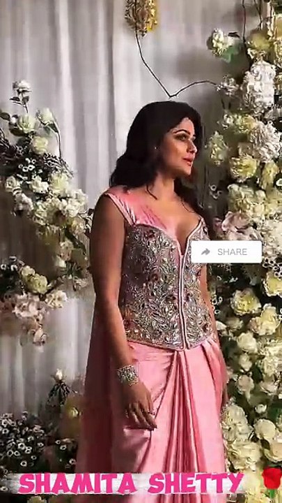 Bollywood Actress Shamita Shetty Seen at Manish Malhotra Party 🔥🌹❤️