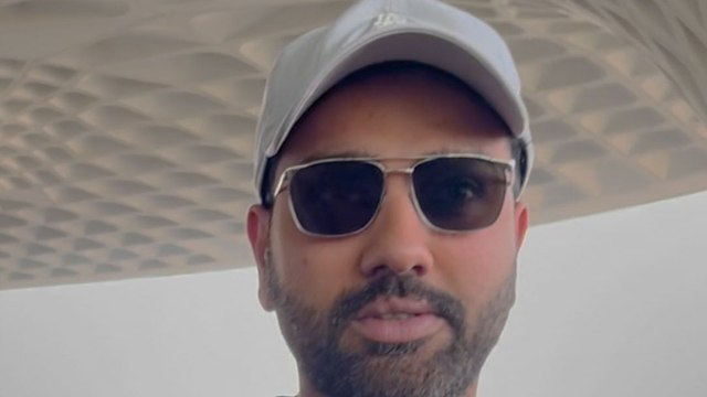 एयरपोर्ट पर कैजुअल लुक में स्पॉट हुए Rohit Sharma