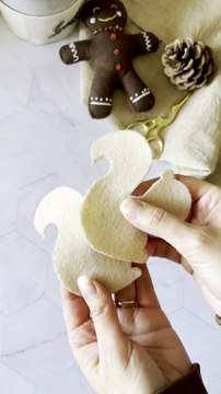 Écureuil en feutrine DIY : Déco de Noël facile !