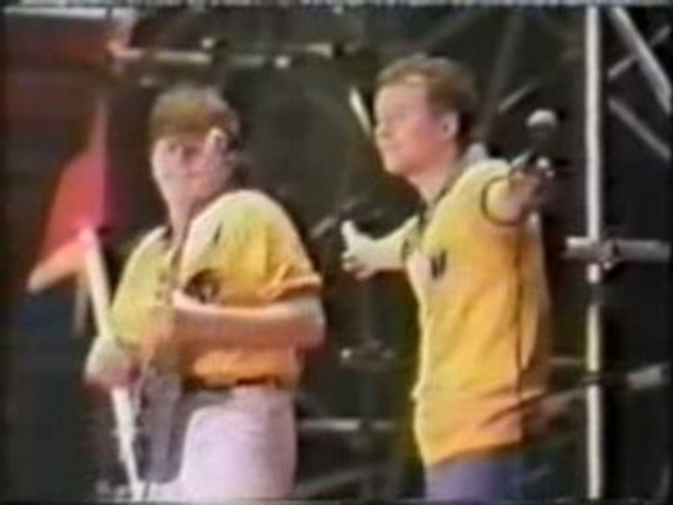 Simple Minds-Sanctify Yourself