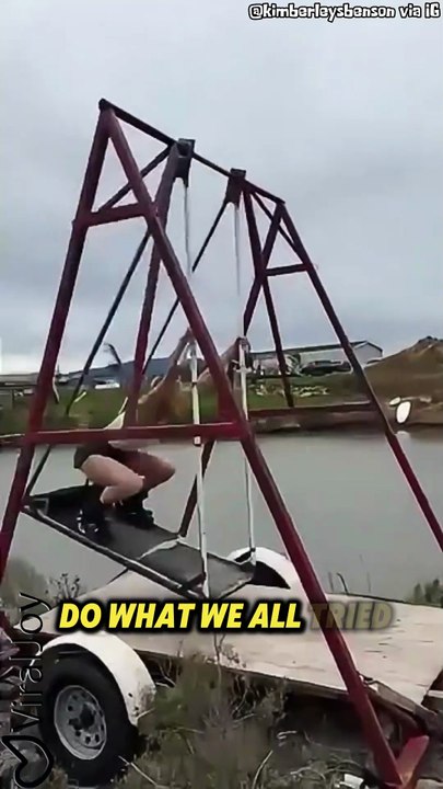This woman managed to spin 360 degrees on a giant swing!