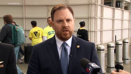 Air Traffic Controllers' and Pilots' Groups Demand End to Government Shutdown