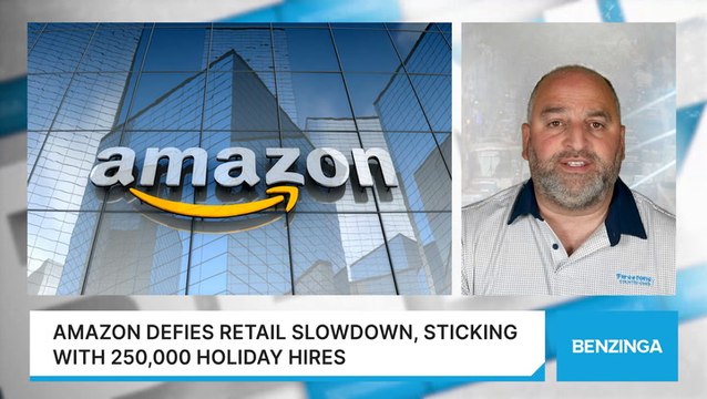 Amazon Defies Retail Slowdown, Sticking With 250,000 Holiday Hires