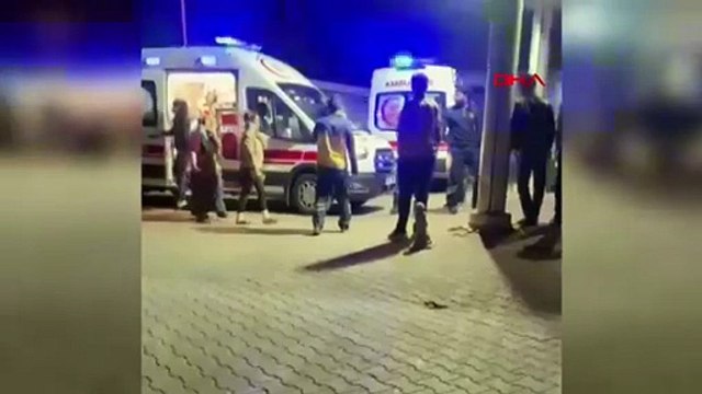 İşçi servisi ile otomobil çarpıştı: 18 yaralı