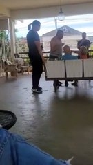 Filho é preso por humilhar e reter cartão de mãe idosa na Ilha do Governador; vídeo