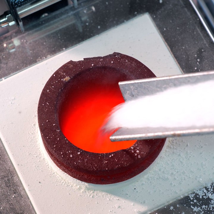 Turn sea salt to craft into a beautiful lamp and light up your space #diy #decor #seasalt #fyp #sustainable #recycle #design