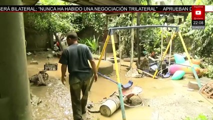 Por las lluvias, una familia lo pierde todo por tercera vez en Poza Rica