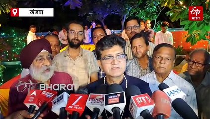 खंडवा में सुरों की महफिल, शब्दों के जादू से दिल जीतने वाले प्रसून जोशी को किशोर कुमार अवार्ड