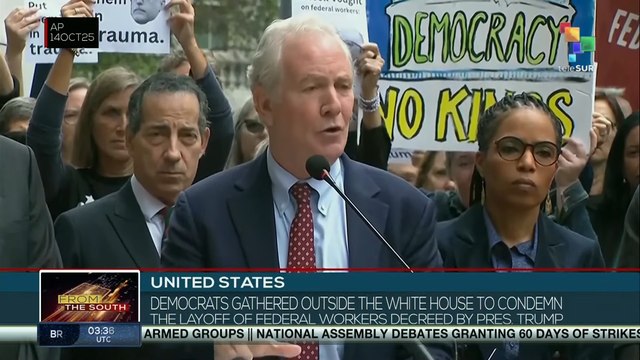 United States: Democrats gathered outside the White House to condemn the layoff of federal workers decreed by Pres. Trump