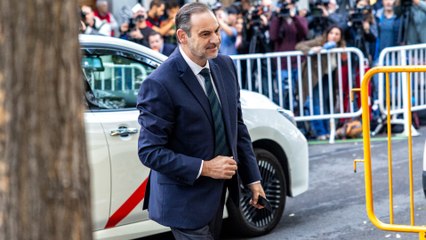 Así llegan Ábalos y su abogado a la cita clave en el Tribunal Supremo