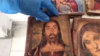 Piyasa değeri 6 milyon dolar I Ankara’da 13 el yazması kitap ele geçirildi