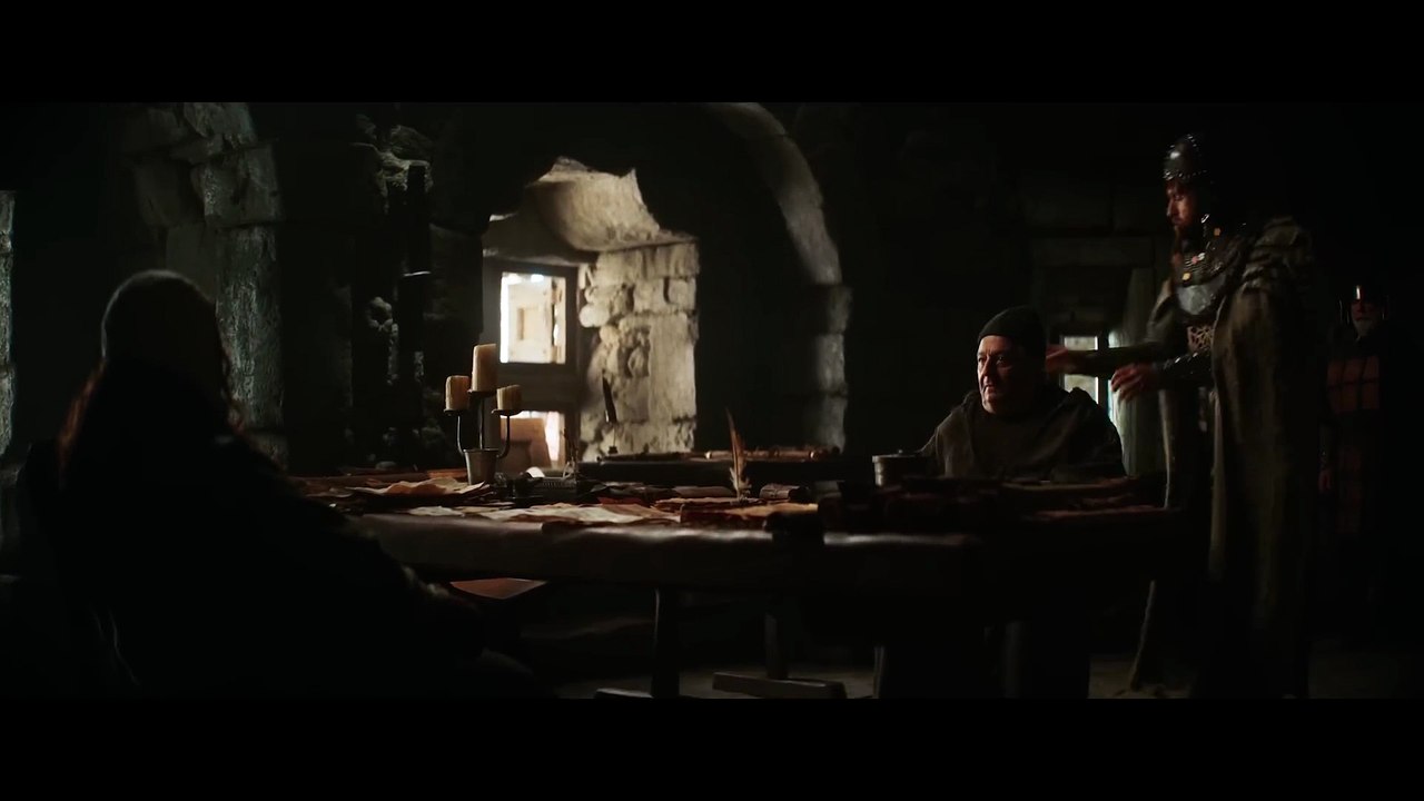 Alexandre Astier face à Christian Clavier dans cet extrait de Kaamelott – Deuxième Volet (partie 1)