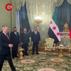 Putin Ahmed Şara ile bir araya geldi