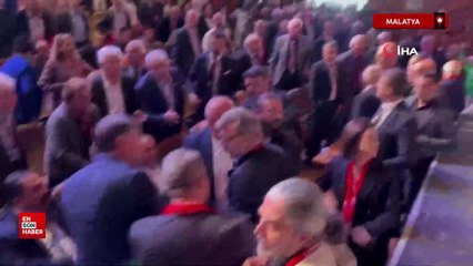 Malatya'da CHP İl Kongresi'nde yumruklar havada uçuştu