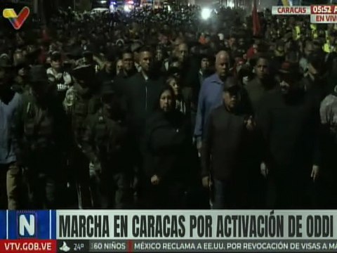 Caracas | Autoridades y pueblo atienden el llamado del pdte. Nicolás Maduro en defensa de la patria