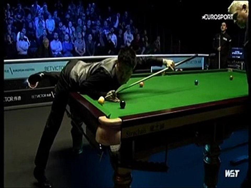 KBV-030 Liang Wembo finishers up on the snooker table!